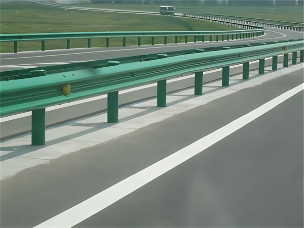 周口高速护栏板守护安全广泛应用于多个行业
