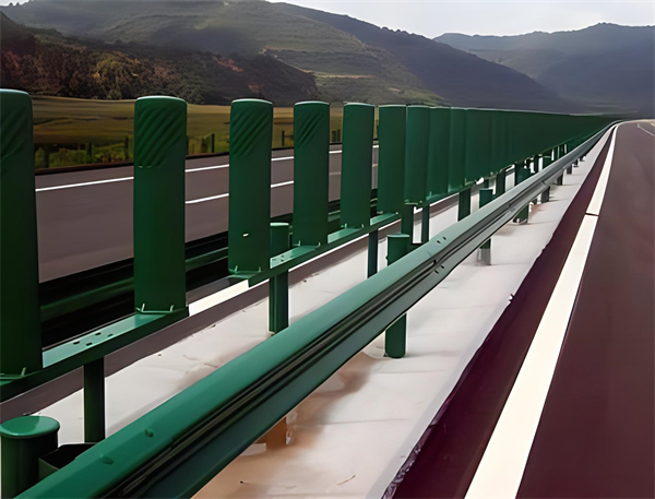 周口三波护栏板在高速公路的应用